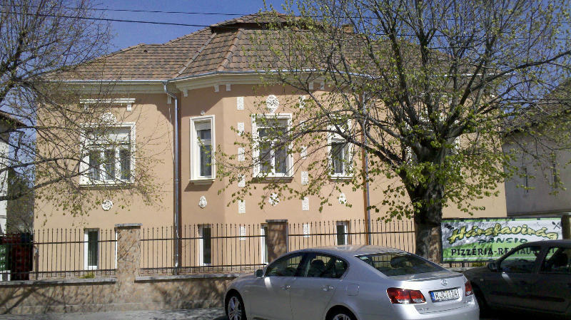 Bed and Breakfast Harsfavirag Vendeghaz Pápa Exterior foto